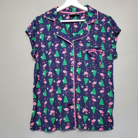 Santa’s Treasures Christmas Shorts Pajamas Size Medium Blue Flamingo Xmas Tree - Picture 2 of 11